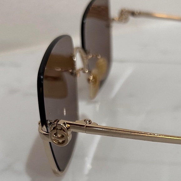 Gucci Gold and Brown Sunglasses - Picture 5 of 7